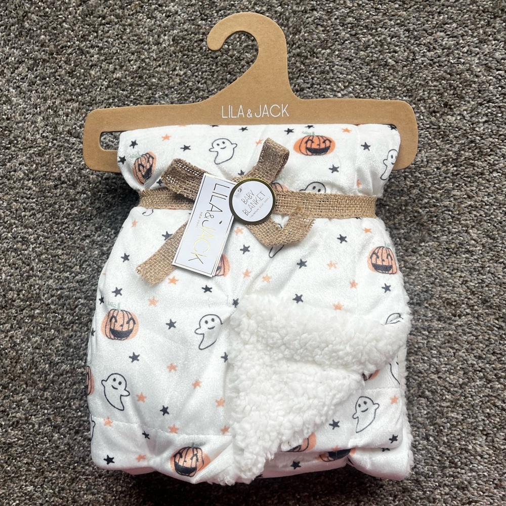 brand new Lila & Jack Baby Blanket